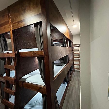 Philly Coed Dorm!! 15 Min Train To Center City!! Philadelphia Eksteriør billede
